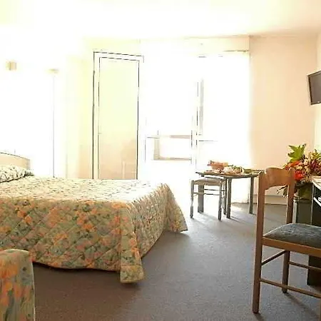 Inter-hotel Meriadeck Alton 3*