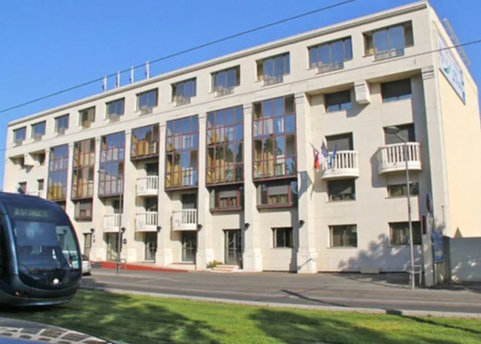 Inter-hotel Meriadeck Alton Szálloda 3*