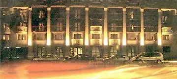 Inter-hotel Meriadeck Alton 호텔 3*