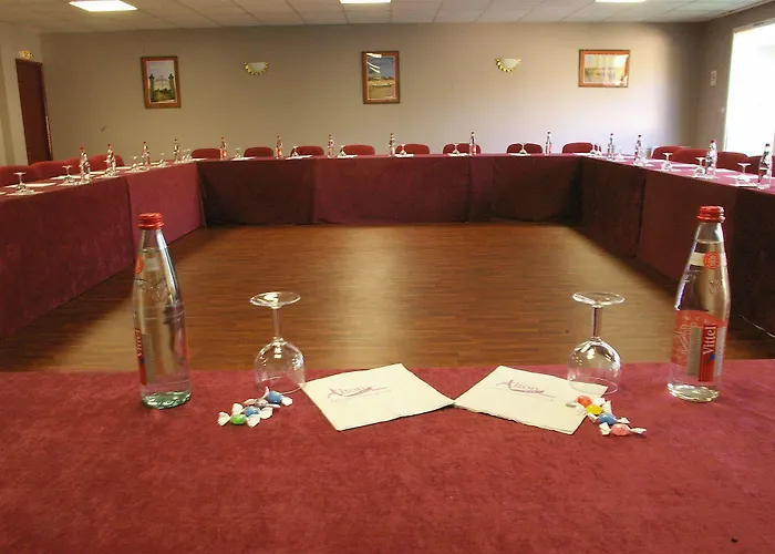 Hotel Inter-hotel Meriadeck Alton 3*