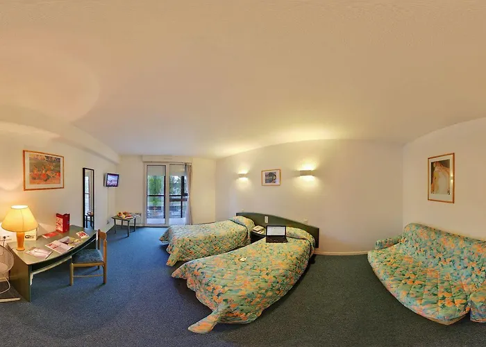 호텔 Inter-hotel Meriadeck Alton 3*