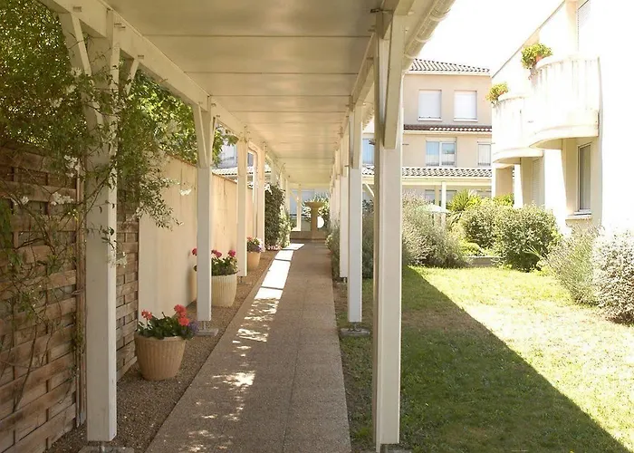 Inter-hotel Meriadeck Alton 3*