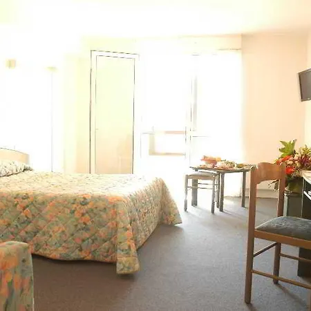 Ξενοδοχείο Inter-hotel Meriadeck Alton 3*